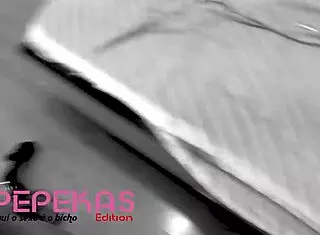 Sarah Rosa in Christmas behind-the-scenes with Alexx Blackout