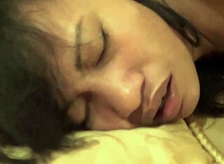 Эй, мы с парнем хотели просто расслабиться после работы, но кончили жёстким трахом дома во всех позах!