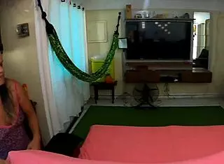 The white head watches the boat house from afar