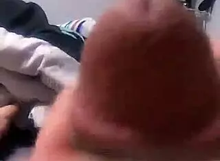 Moaning trans girl cumshot