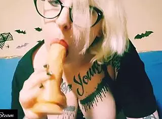why am i sucking this dildo while getting so horny?