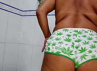 Andre asked for a messy bath with me 😜