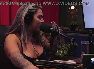 Victoria Dias Interviews Agatha Ludovino On Dommecast