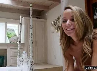 Jane Doux, cheating blonde milf amateur!