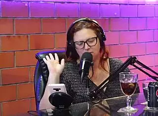 Acompanhante de casais fala sobre iniciar casais no swing amanda smell eleita a acompanhante mais sexy do brasil