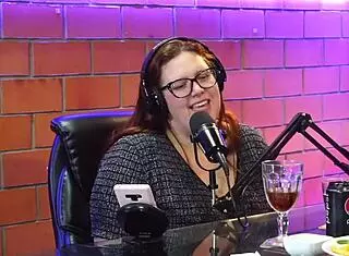 Acompanhante de casais fala sobre iniciar casais no swing amanda smell eleita a acompanhante mais sexy do brasil