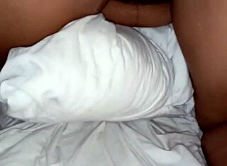 นางสาวนายา แอฟริกันเซ็กซี่ สั่นก้นหลังเซ็กส์ด่วน