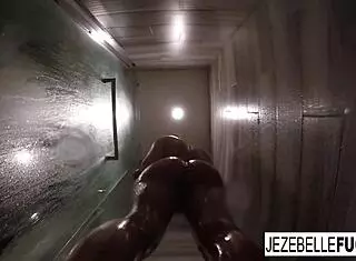 Sexy Jezebelle Bond films herself taking a bath