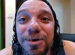 don't do that i'm not gay