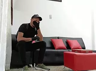 Client pays with delicious fuck.