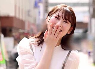 Ung 18+ kone med ferskenhud elsker pik, får den kneppet hårdt i Takashimadaira