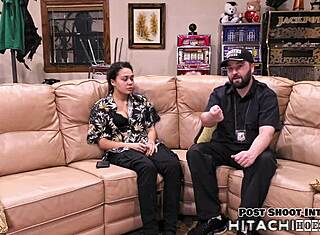 मारा लव के साथ बेड पर कम आओ?