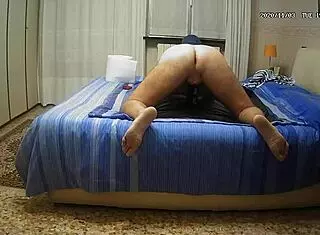 03 11 2020 i jerk off on the bed