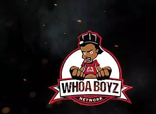 Zoey Reyes Gets Halloween Treat From Macana Man