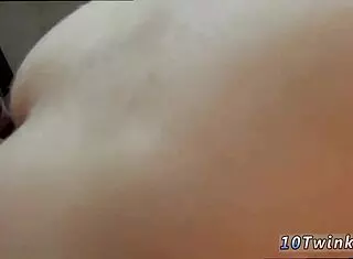 Gay Twinks Engage in Bareback Action with Fine Art Nudes