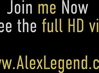 Lily Labeau et Penny Pax, tu veux nous rejoindre pour du fun bisexuel ?