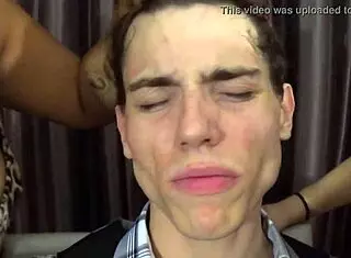 Facelicking Male Snack Fetish