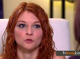 Свингъри задоволяват гореща дама с интензивна групова орална акция