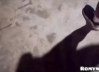 Well-Endowed Guy Meets Stranger On Rio Street, Fucks Her Bareback And Cums Inside