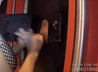 Submissive wife slut drains gloryhole cocks in homemade vid 😈