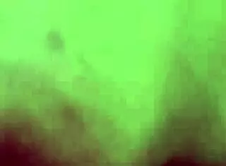 boquete molhado da esposa com porra no peitinho ao final