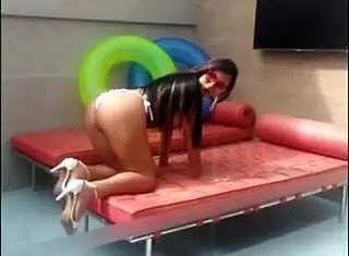 Compilation of dedicated workers in crossdressing and trans roles