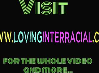 Hei, vezi modelul tânăr 18+ sărind tare pe pulă neagră după preludiu fierbinte. E fantastică!