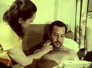 헤이, 내 비밀 생활의 빈티지 타부 해본 적 있어?