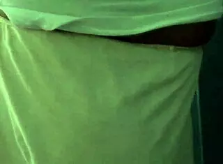 Aparna wears petticoat and panties in amateur video