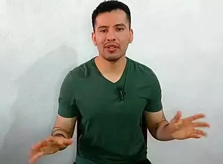 I lent my hairy ass to the builder boyfriend who sucked my ex-girlfriend and he fucks me raw in the houses we build, sexual story