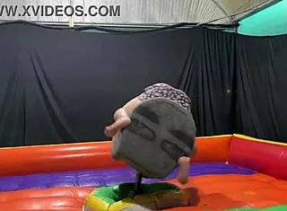 Latina pornstar worships big ass then squirts outdoors