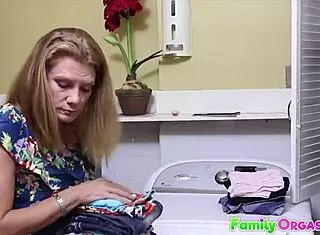 feeling horny sneaking to fuck stepsister