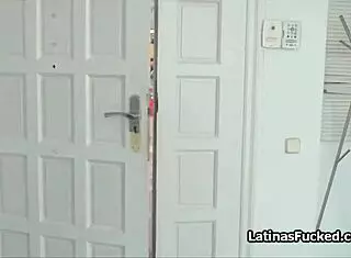 ride my latina pussy for saving my wallet, teen begs outdoors