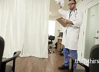 Докторе, помогни, не мога да спра да свършвам с тази гореща шеймейл в болницата!