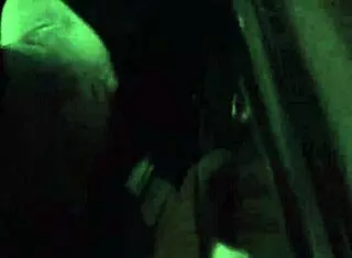 Debora gaúcha gets ready on the street for habbibs