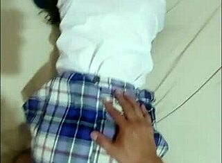 Vanha mies nai nuoren 18+ Sinaloa opiskelija naapurin rahasta oikeassa kotivideossa