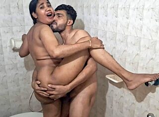 Gerçek Bengal Genç 18+ Hanif ve Adori'nin Çılgınlığını Gördün Mü?