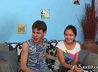 남자, 병원에서 처녀 님포의 처녀막 검사 도와주고 격렬하게 박아