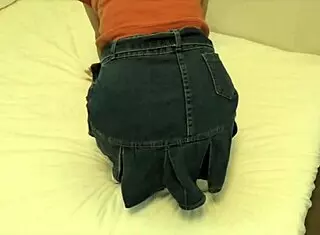 Couple Travels And Has Sex In Hotel With Her Passionately Fucking