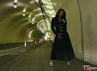 Khloe Kay In Passionate Anal Threesome With T-Girl