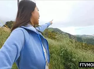 i flash my big tits outdoors