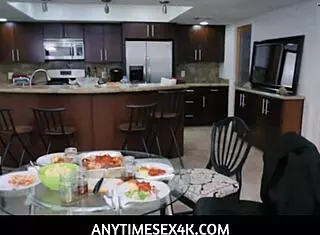 Freeuse family group sex with kylie kingston and kenna james.