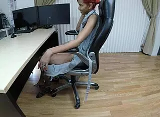 dayanara gives intense footjob and handjob fetish session with oiled skin