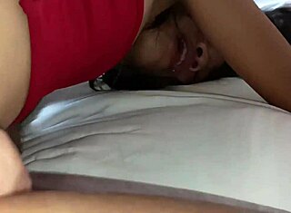 Córrete en sus tetas en habitación de hotel rarísima, créeme