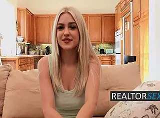 hot realtor gives astronaut wank material for mars