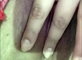 Bianquinhafox pulls panties aside for nude masturbation orgasm on red