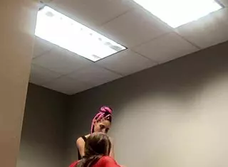 Latina in rough 3some with big black cock 😈