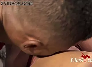 Amateur Eats Drug Dealer's Girlfriend in POV