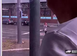 vanessa shelby learns how to lick a wet pussy 😘