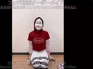 girl in skirt masturbates, so sexy 😍